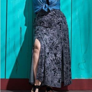 Side Slit Maxi Skirt